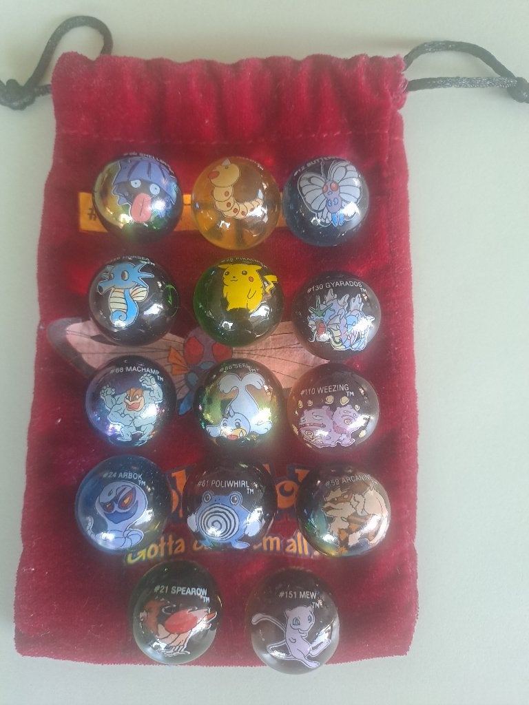 pokemon knikkers 14 stuks + zakje, Ophalen