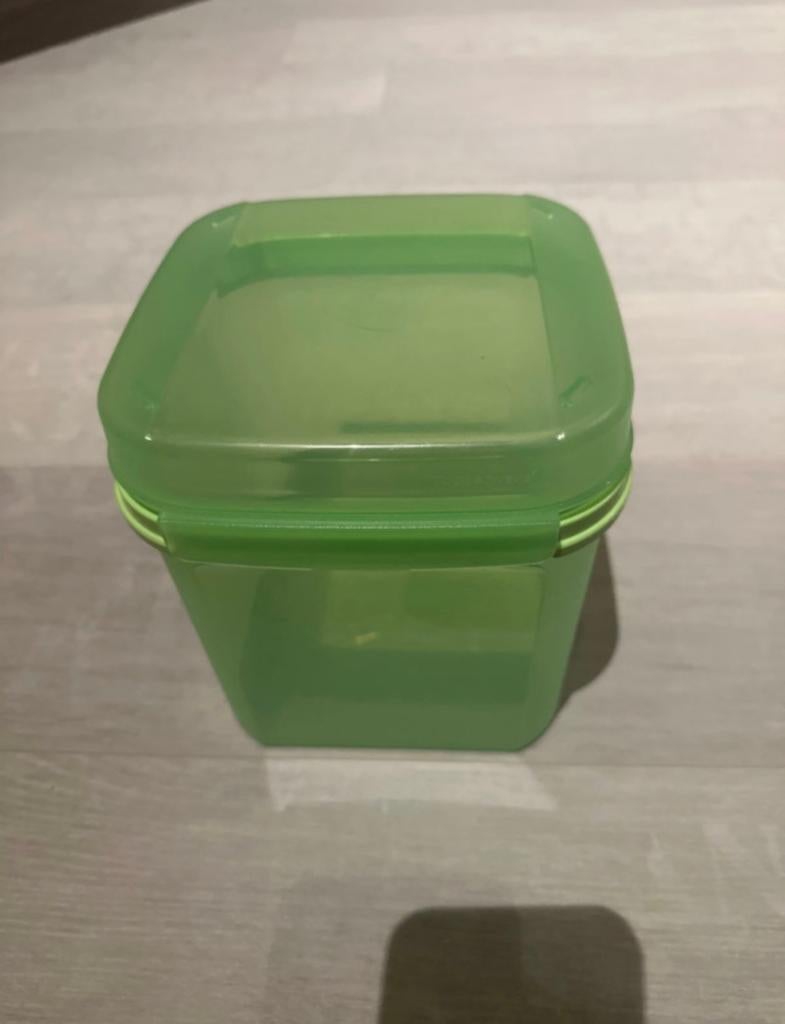 Boîte de rangement Tupperware (environ 4 litres), Enlèvement ou Envoi, Utilisé, Vert, Boîte