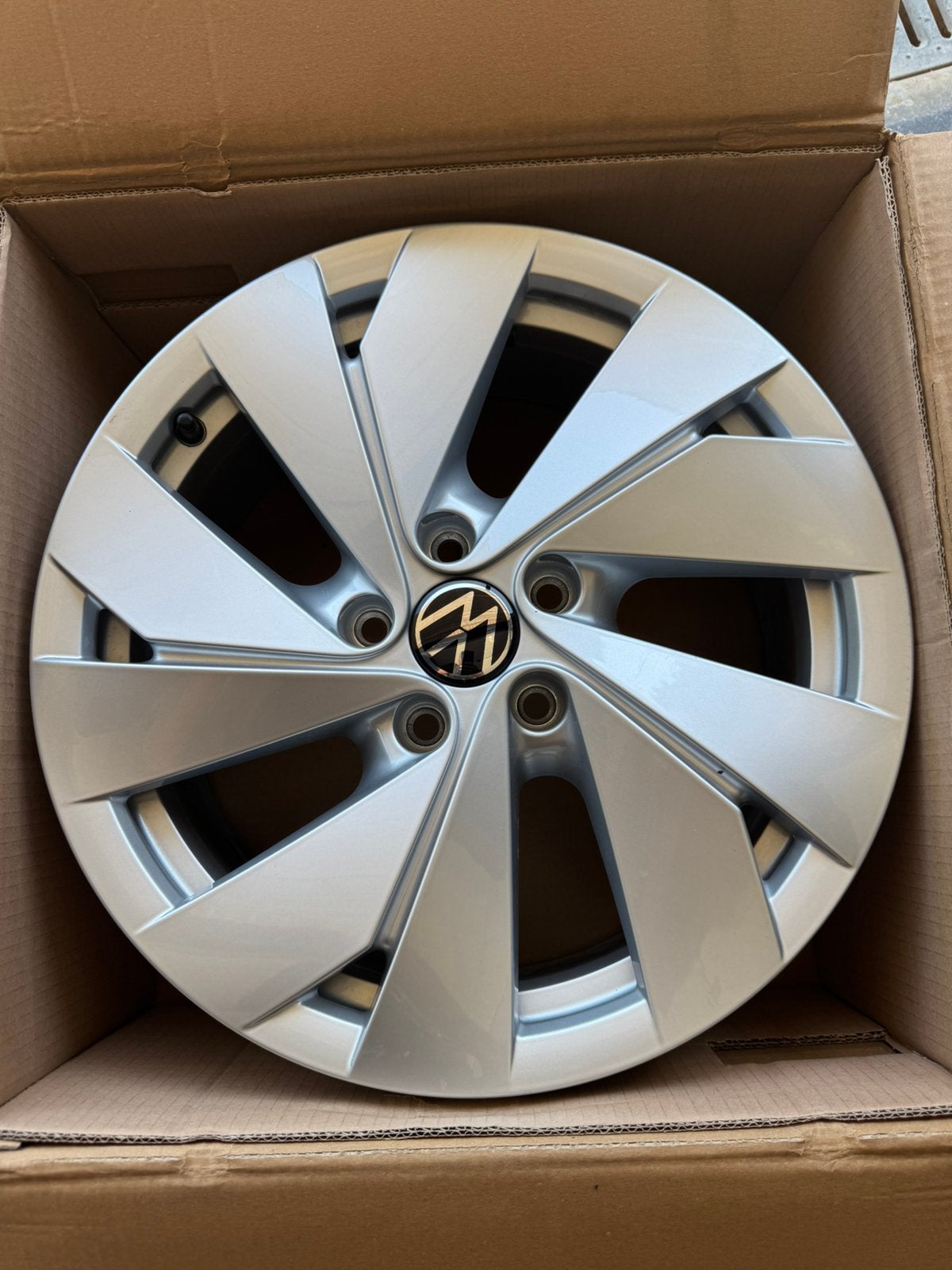 4 jantes neuves VW  7x17 5x112 ET40, Autos : Pièces & Accessoires, Pneus & Jantes, Enlèvement, Jante(s)