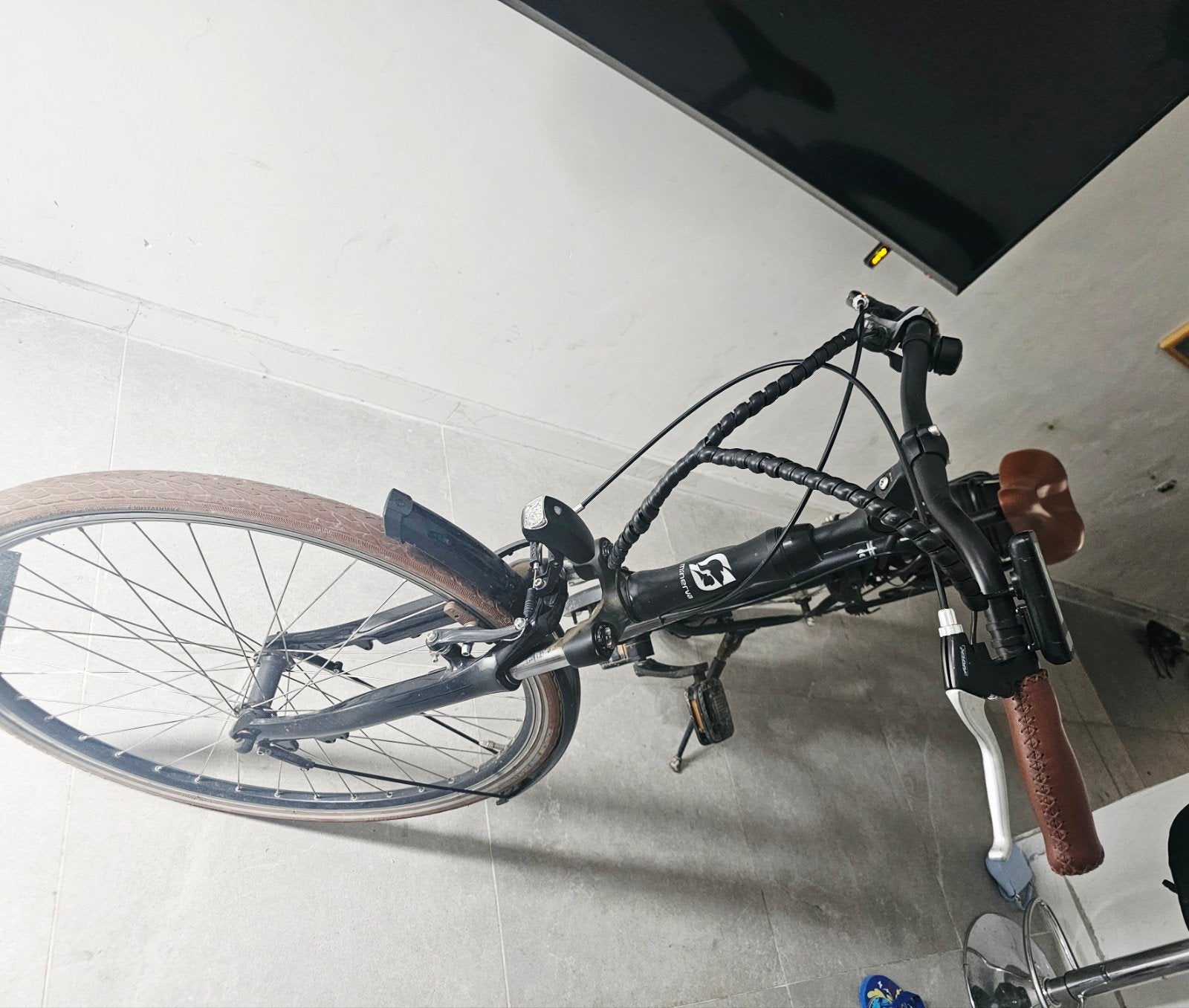 Vélo électrique Menirva  28", Enlèvement ou Envoi