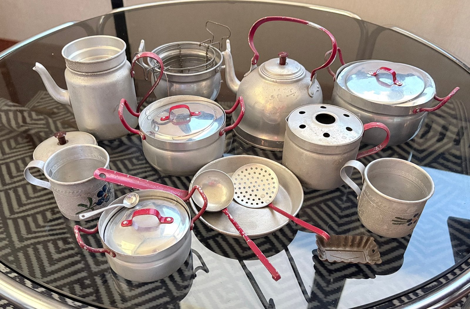 Vintage speelgoedservies / kookgerei, Ophalen of Verzenden, Gebruikt, Overige materialen, Speelkeuken-accessoire
