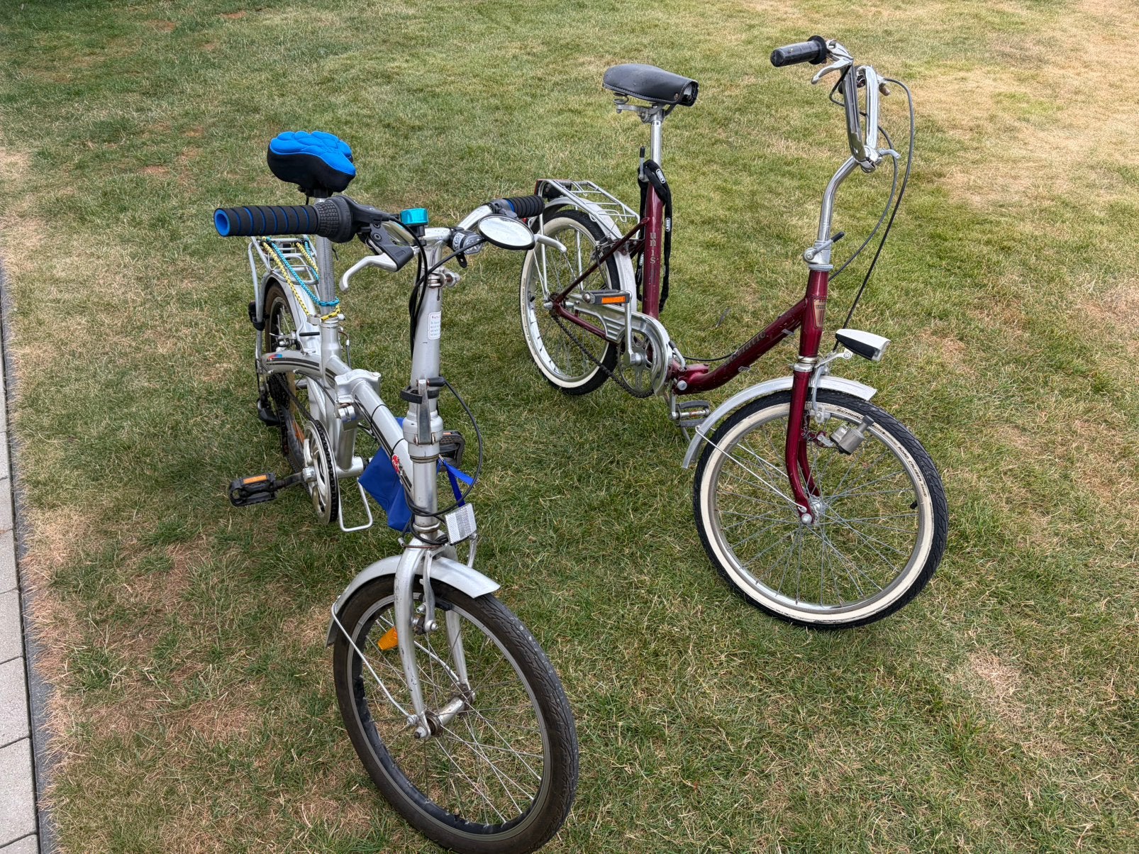 2 mini vouwfietsen (alles in orde laten zetten), Ophalen, Zo goed als nieuw