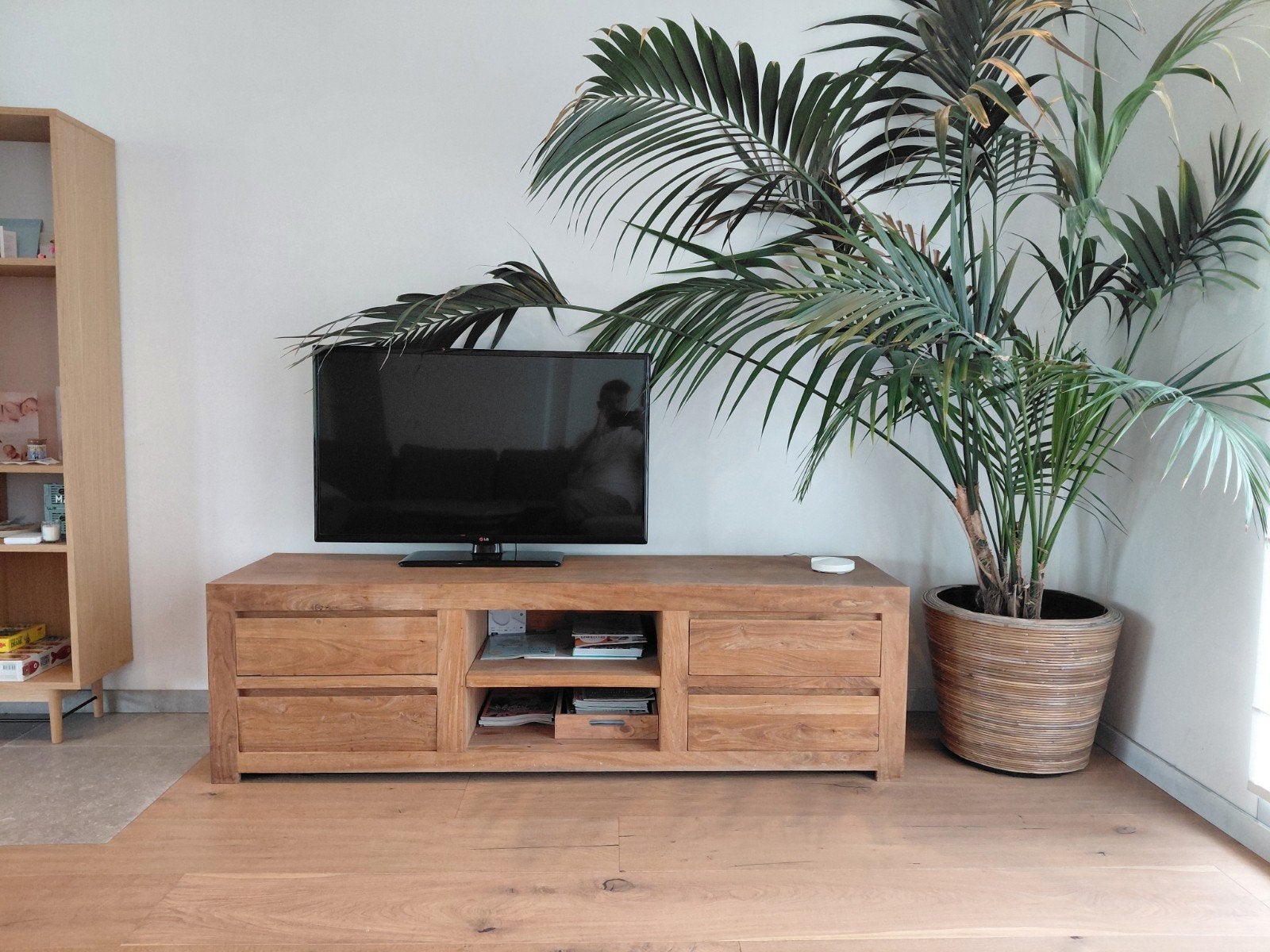 Tv-meubel massief hout, Ophalen
