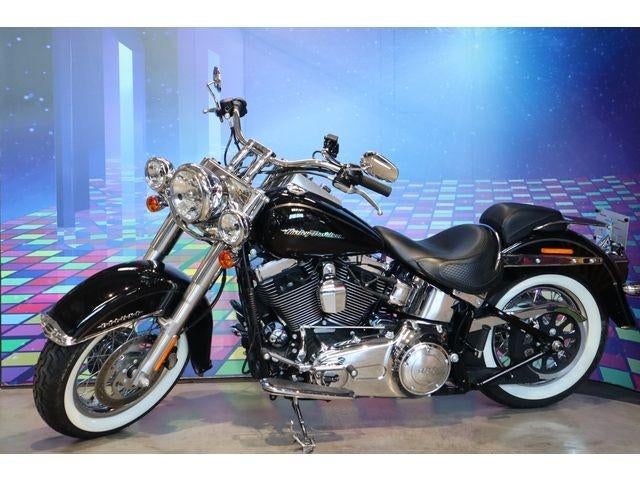 Harley-Davidson Heritage Softail Deluxe 2017 + stage 1, Motoren, 2 cilinders, 1690 cc, Particulier, Sportuitlaat