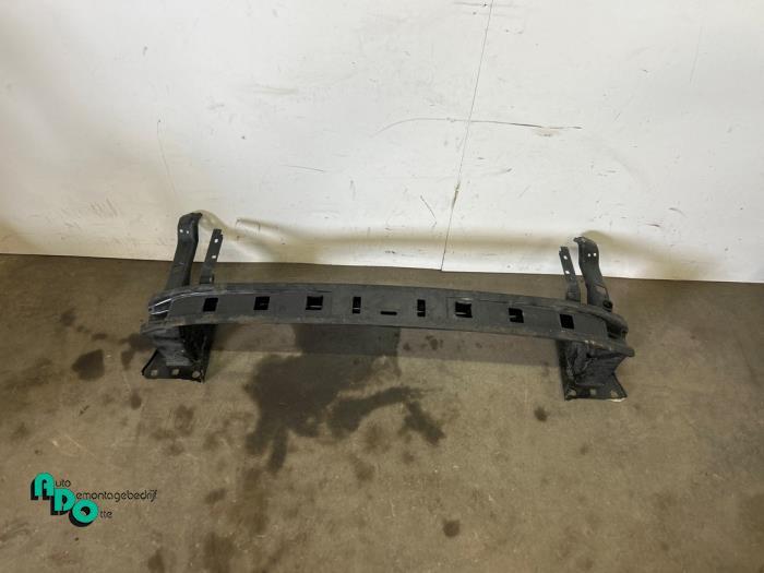 Bumperframe voor van een Skoda Kodiaq (Kodiaq 17-), Gebruikt, -, -, Ophalen of Verzenden