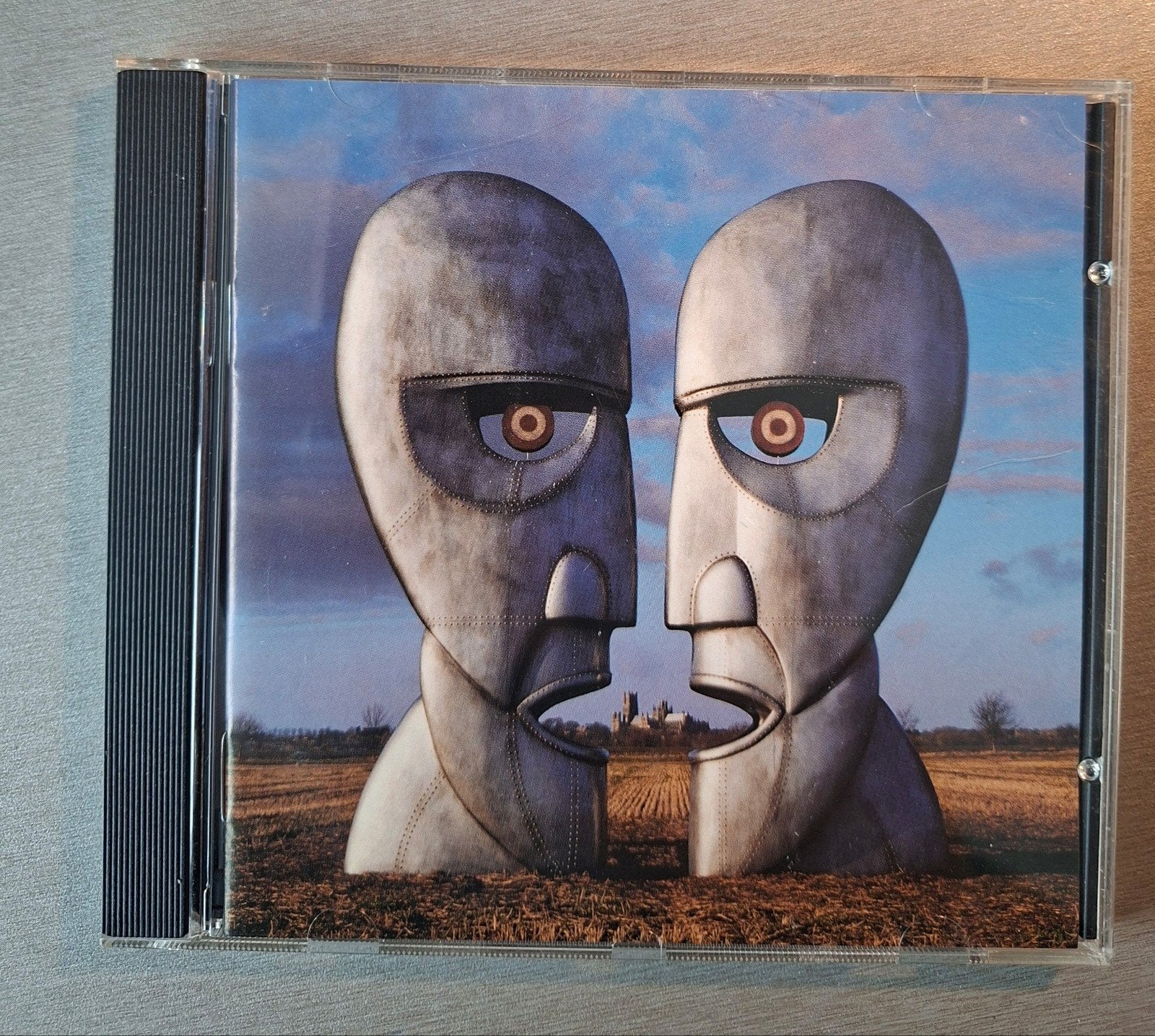 Cd. Pink Floyd. The division bell., Ophalen of Verzenden