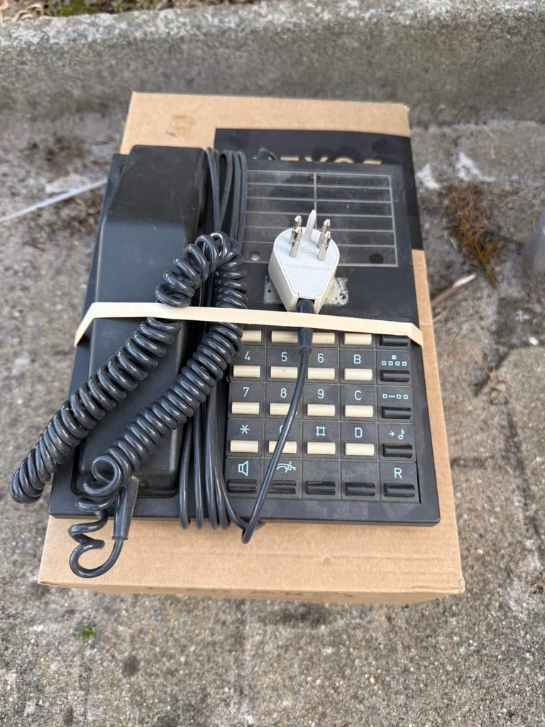 Vintage telefoons ., Enlèvement, Comme neuf