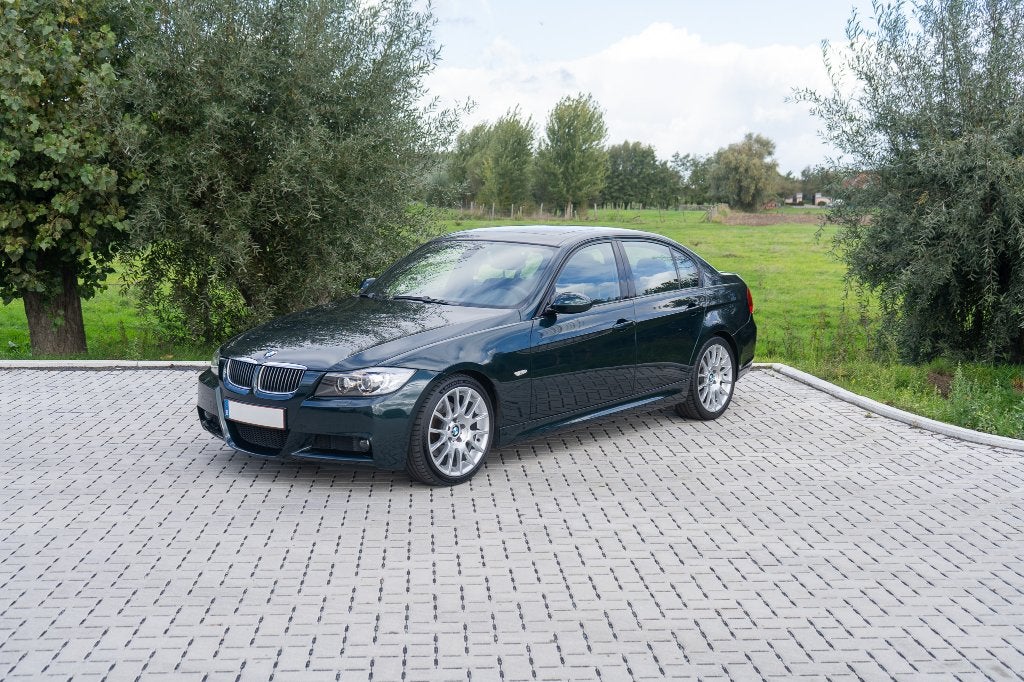BMW 325i Manueel Individual met garantie, Autos, Achat, Volant multifonction, 4 portes, Boîte manuelle