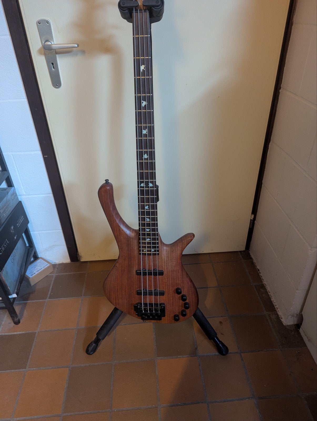 GMR Bassforce 4 – Acajou – Bartolini / Aguilar OBP3 bassforc, Muziek en Instrumenten, Ophalen