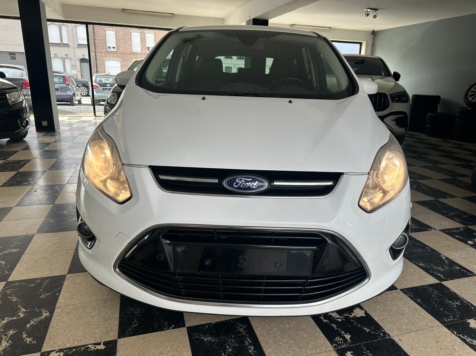 Ford C-Max 1.0 EcoBoost Start-Stopp-System, Voorwielaandrijving, Euro 5, Zwart, https://public.car-pass.be/vhr/73d65e7b-30d7-490c-a877-a95f81a544e0