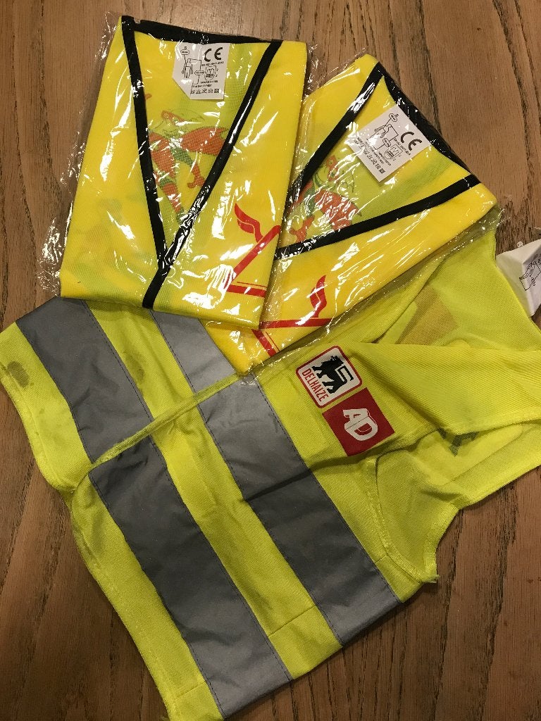 fluohesjes kinderen en volwassenen, Ophalen