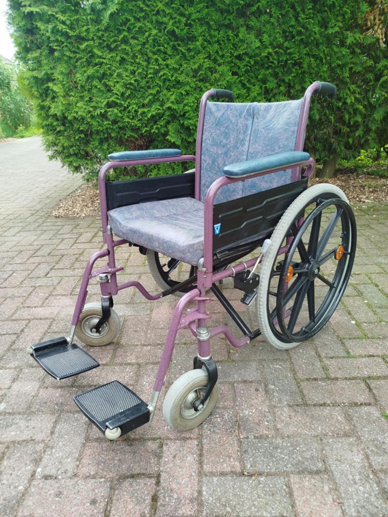 Mooie opvouwbare brede (50cm) rolstoel, Diversen, Rolstoelen, Ophalen