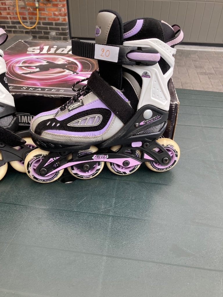 skates in nieuwe staat, Sport en Fitness, Skeelers, Ophalen