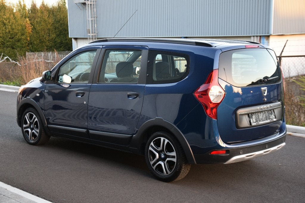 Dacia Lodgy Stepway 1.5 dCi 7pl, Autos, Achat, Volant multifonction, Euro 6, Entreprise