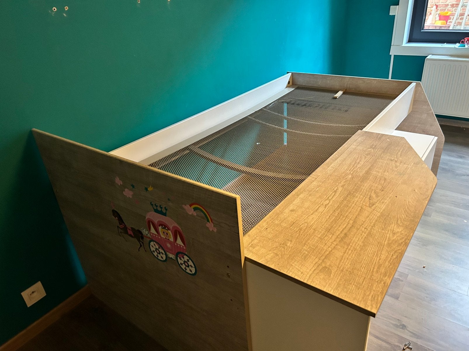 Bed hoog meisje met bureautje wit/berk, Maison & Meubles, Chambre à coucher | Lits, 90 cm, Une personne, Enlèvement, Utilisé