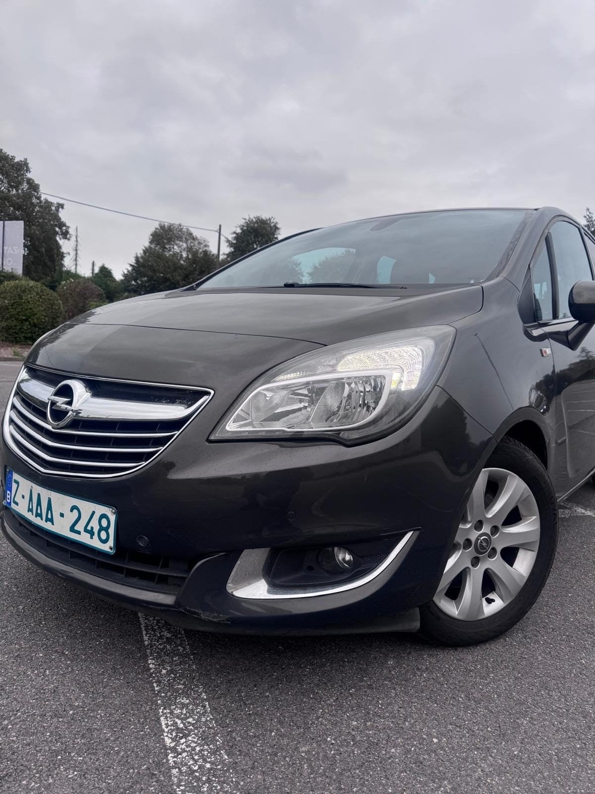 OPEL MIRIVA 1.6 DIESEL, Autos, Argent ou Gris, Achat, Capteur de stationnement, Euro 6