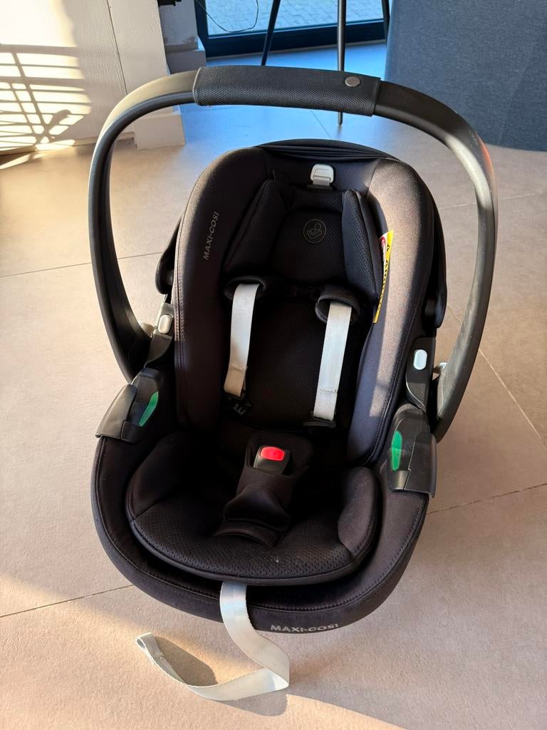 Autostoel Maxi Cosi, Ophalen, Zo goed als nieuw