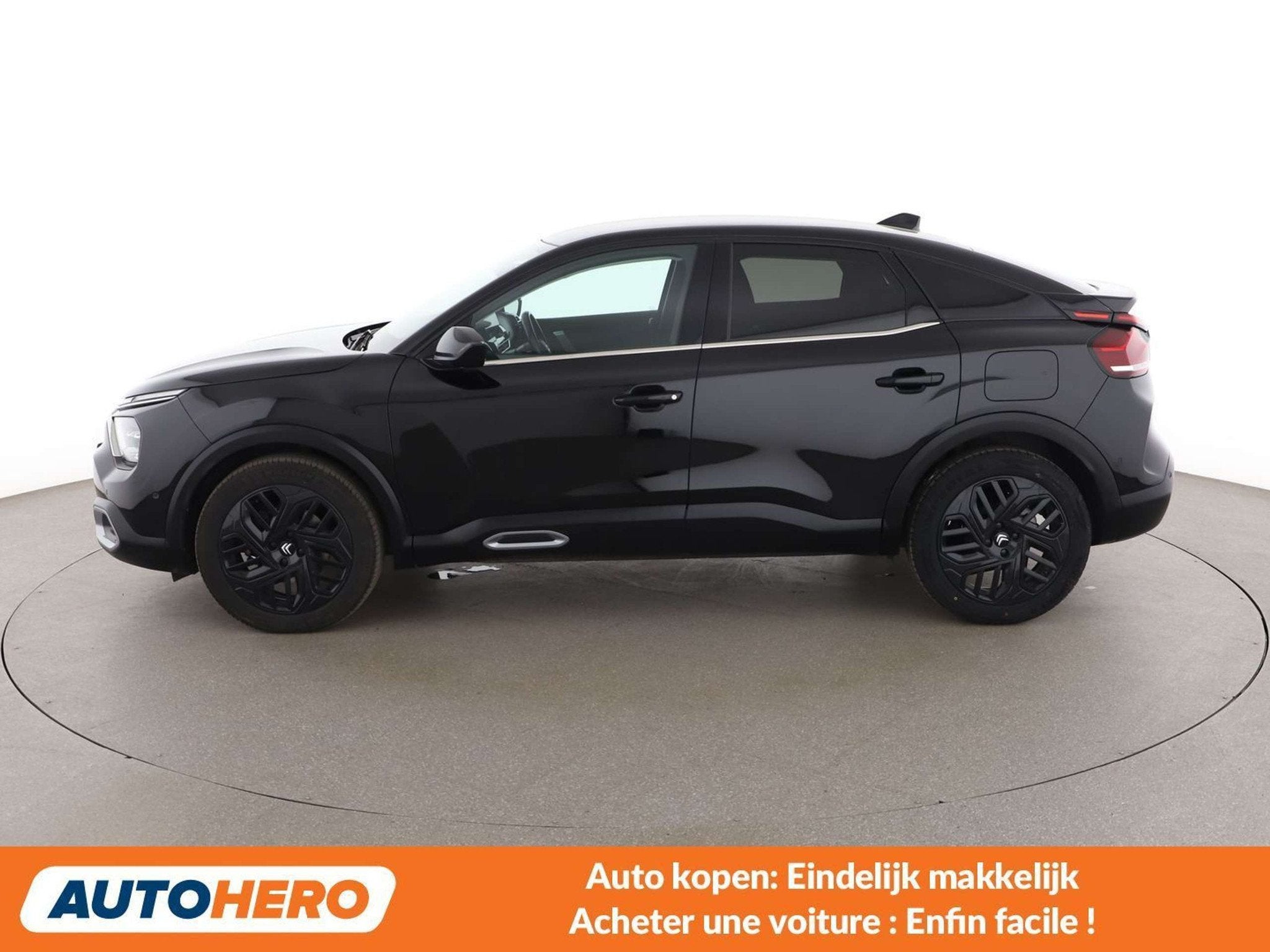 Citroën C4 1.2 PureTech Shine (bj 2023, automaat), Auto's, Citroën, Gebruikt, 1199 cc, Lichtsensor, Leder