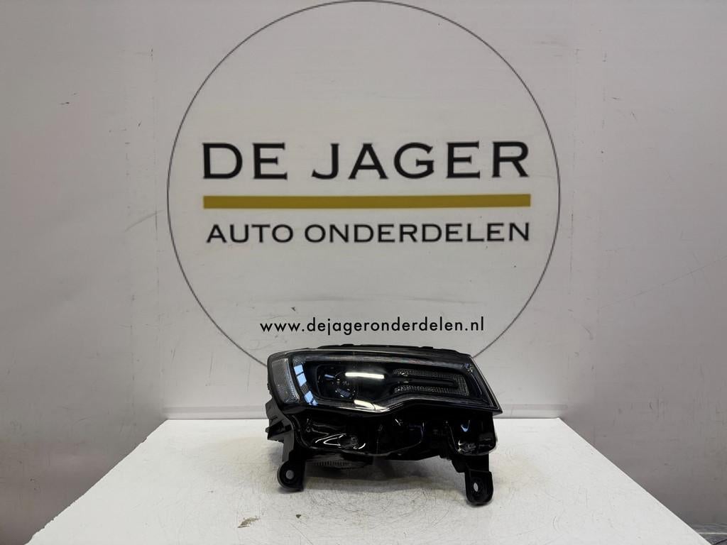 Phare bi-x non pour Jeep Grand Cherokee restyl SRT 68266650A, Stellantis N.V., Info@stellantis.com, Utilisé, Taurusavenue 1
2132 LS  Hoofddorp, NL
