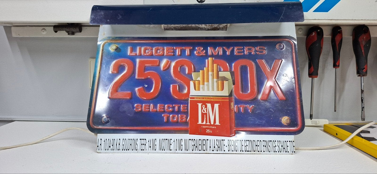 sigaretten reclame met verlichting 40 x 30 cm, Verzamelen, Ophalen of Verzenden