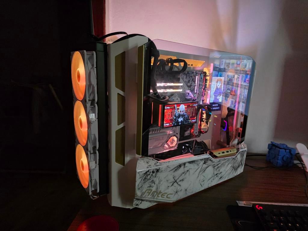 Vends ou échange tour gamer + accessoires 1999 € FERME, Informatique & Logiciels, Ordinateurs de bureau, Comme neuf, 4 Ghz ou plus