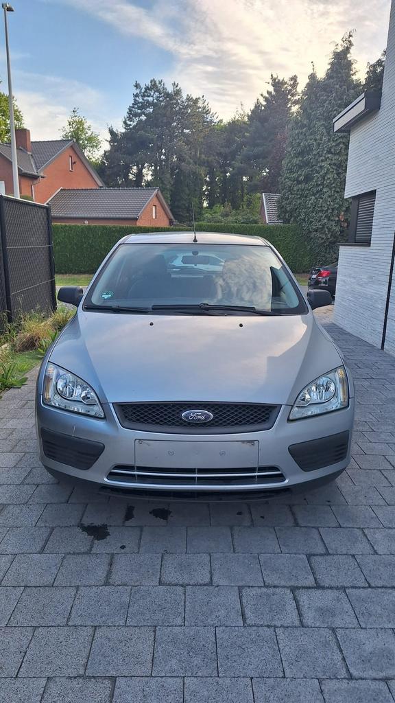 Ford focus 2005 in goede staat, Autos, Ford, Particulier, Focus, Essence, 4 portes, Boîte manuelle, Enlèvement