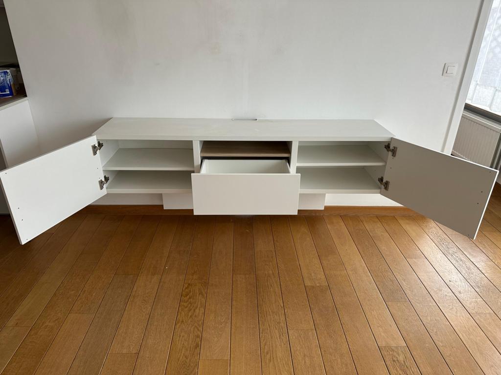 BESTÅ Banc TV, blanc/Förvaltare blanc, Maison & Meubles, 25 à 50 cm, Moins de 100 cm, 150 à 200 cm, Enlèvement