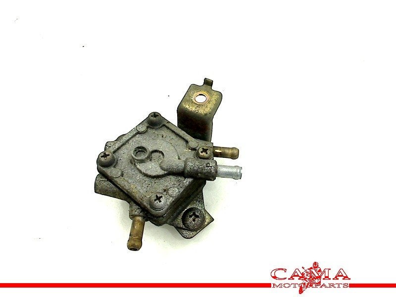 POMPE CARBURANT C MECHANISCHE Comet GT650 R (GT650R), Dhr. S. di Majo, Utilisé, Info@cama-motorparts.nl, P.J. Troelstraweg 8 8
3144 CX  MAASSLUIS, NL