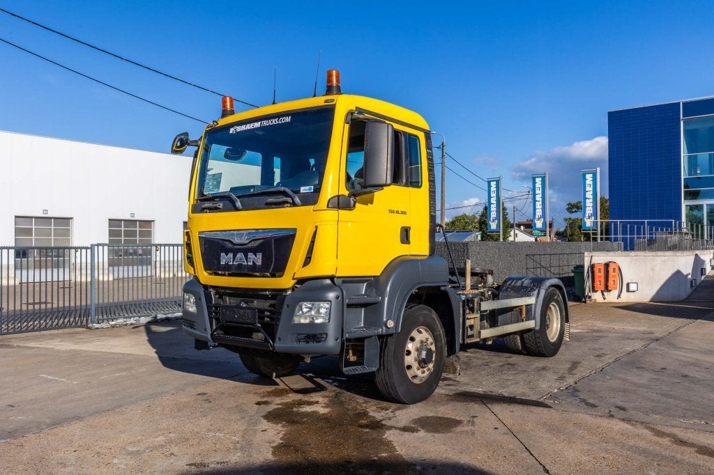 MAN TGS 18.360 BLS-4X4H (PTO) (bj 2015), Auto's, Airconditioning, MAN, Geel, Bedrijf