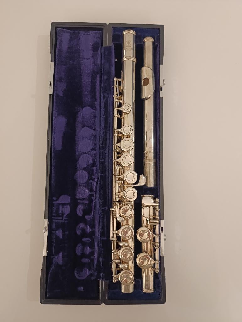 Zilveren dwarsfluit Yamaha YFL-31, Muziek en Instrumenten, Blaasinstrumenten | Dwarsfluiten en Piccolo's, Gebruikt, Dwarsfluit