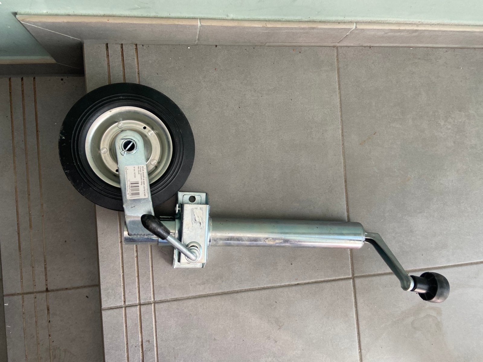 Roue jockey neuve + attache pour caravane ou remorque, Autos : Divers, Enlèvement, Comme neuf