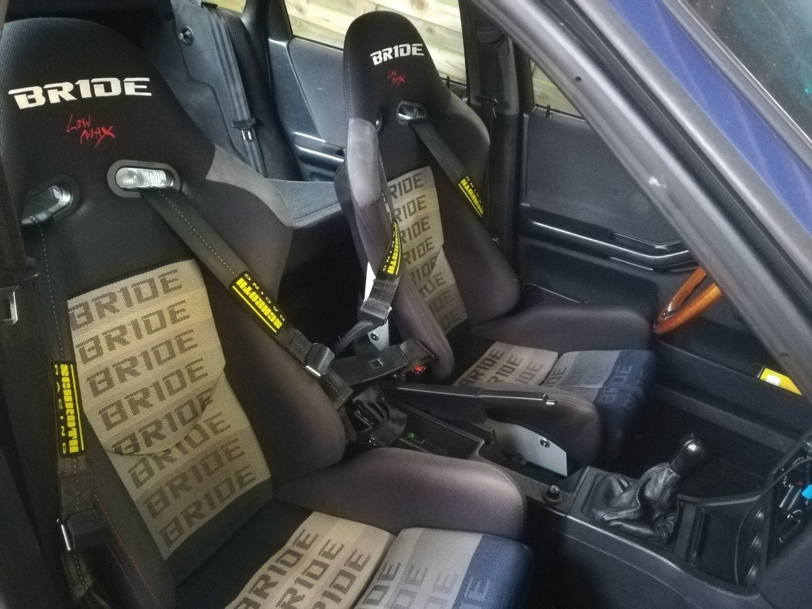 Bride kuipstoelen, Auto-onderdelen, Ophalen
