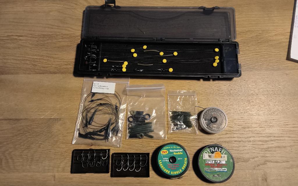 Rigbox.onderlijnen en andere, Ophalen, Zo goed als nieuw, Complete set
