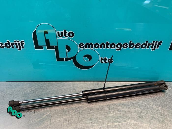 Kit amortisseur gaz hayon d'un Fiat Punto Grande (Punto Gran, Autos : Pièces & Accessoires, Carrosserie & Tôlerie, Fiat, Utilisé