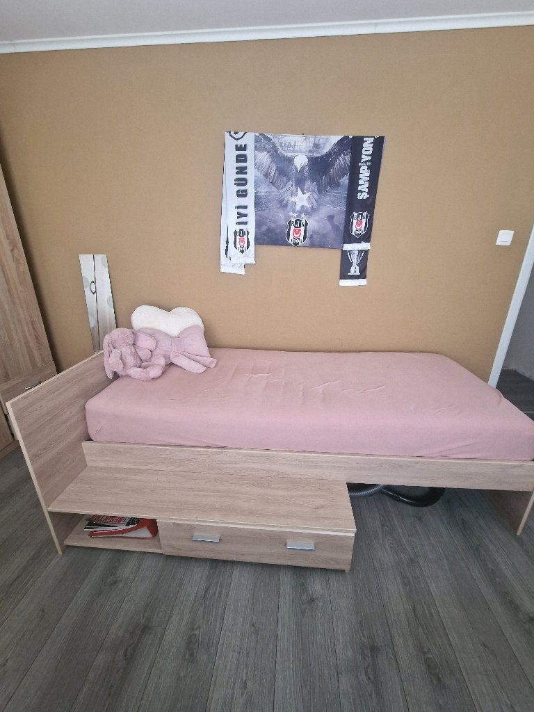 Lit simple 2, Maison & Meubles, 90 cm, Enlèvement, 200 cm, Bois