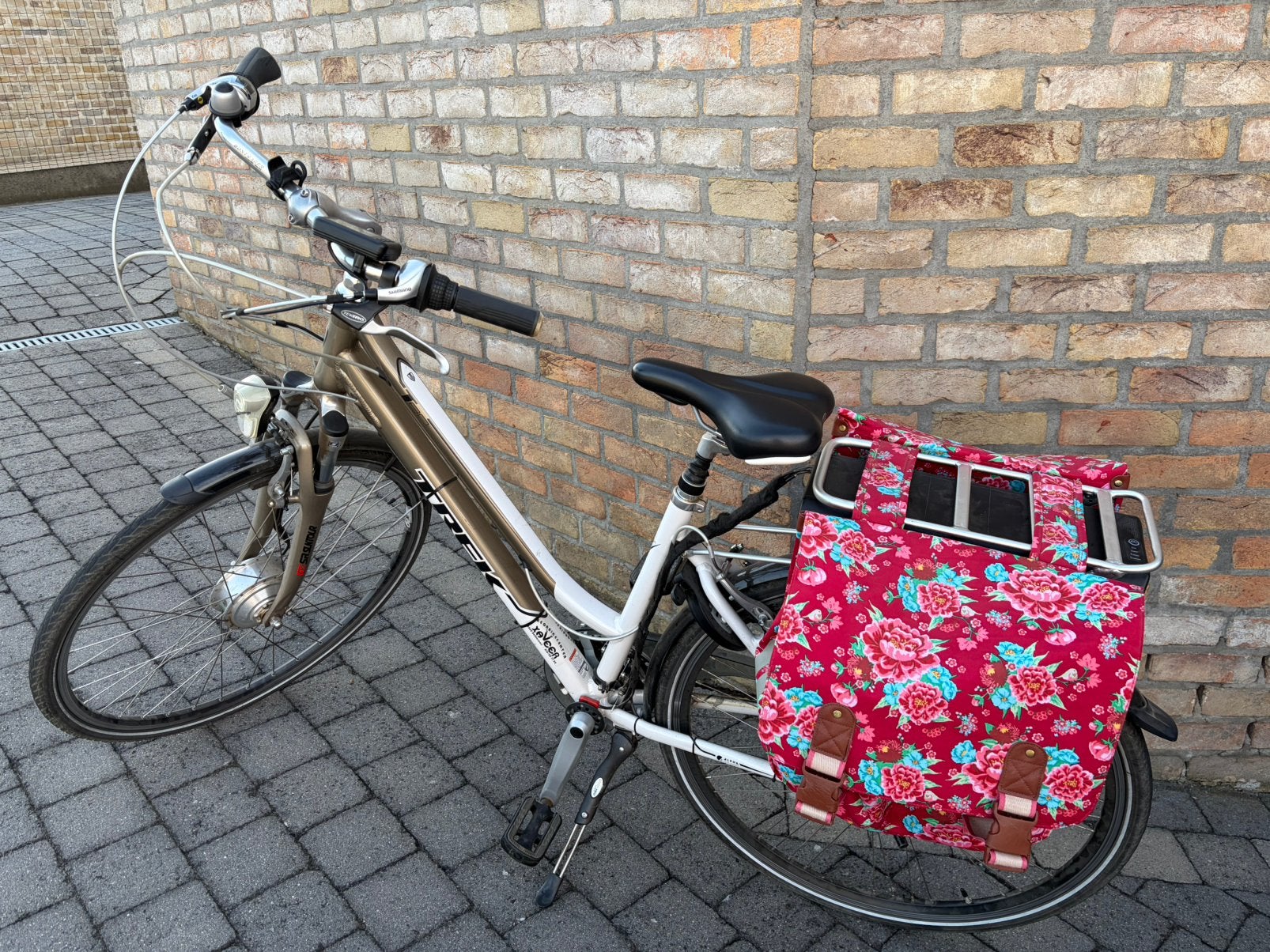 Damesfiets, Fietsen en Brommers, Ophalen, Gebruikt