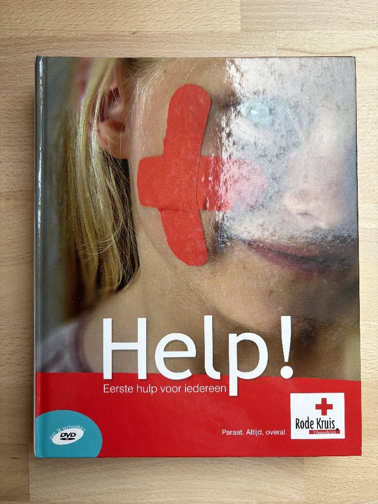 HELP! Eerst hulp voor iedereen (officiële rode kruis boek), Boeken, Ophalen of Verzenden, Zo goed als nieuw