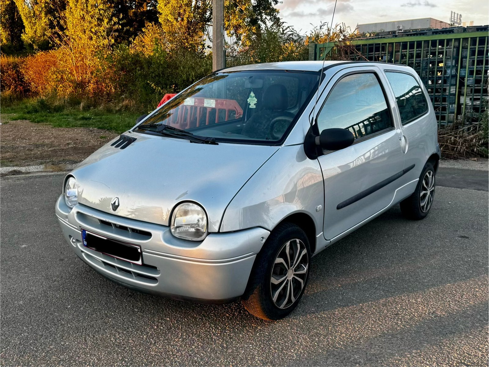Renault twingo 1.2 84000km 1er prop prêt à immatriculer, Argent ou Gris, Berline, Particulier, Euro 4
