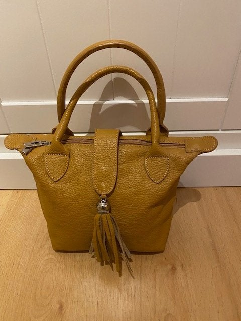 handtas leer, Handtassen en Accessoires, Tassen | Damestassen, Ophalen of Verzenden, Nieuw, Beige, Handtas
