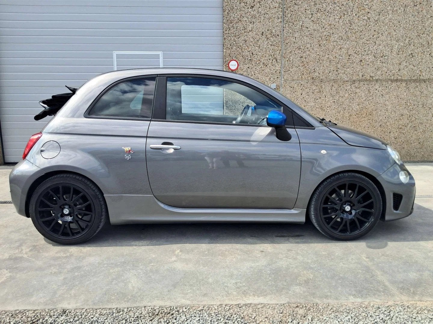 Abarth 595 Pista 1.4 cabriolet (automatique), Autos, Argent ou Gris, Achat, Ordinateur de bord, Euro 6