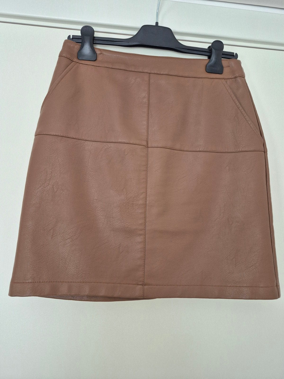 Jupe marron. C'est Beau la Vie aspect cuir taille 36, Neuf, Enlèvement ou Envoi, Taille 36 (S), C'est beau la Vie
