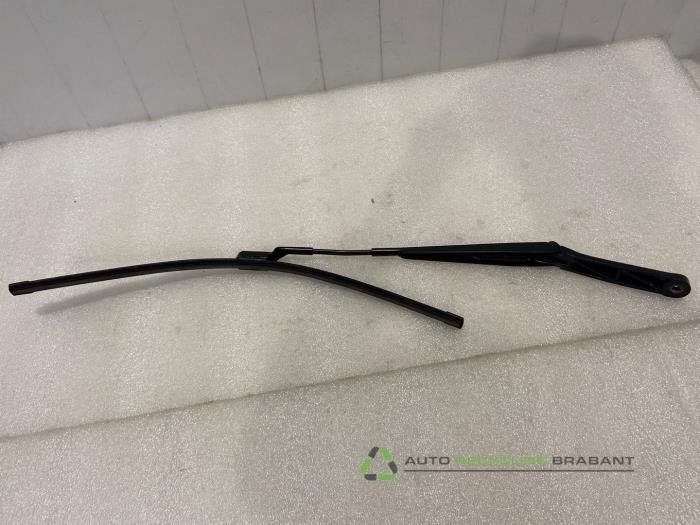Bras essuie-glace avant d'un Volkswagen Polo, Volkswagen, -, 3 mois de garantie, Utilisé