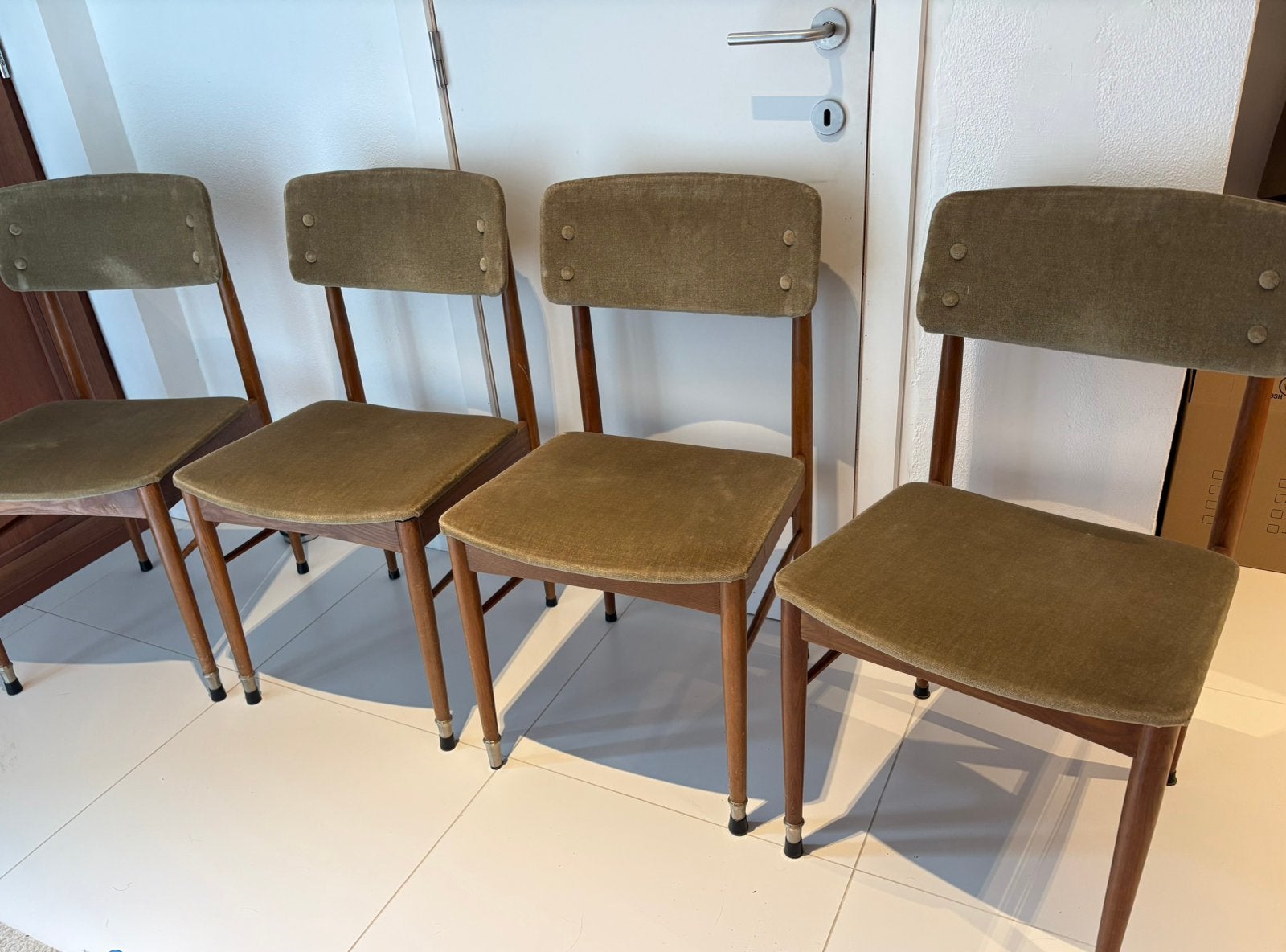 4 retro stoelen, Ophalen, Gebruikt, Vier