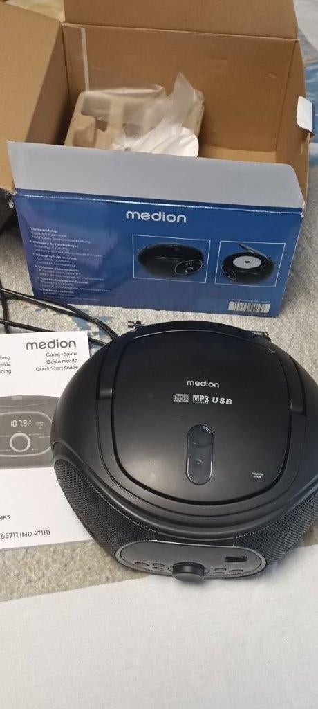 Medion Radio/CD/MP3 boombox, Ophalen, Nieuw, Radio