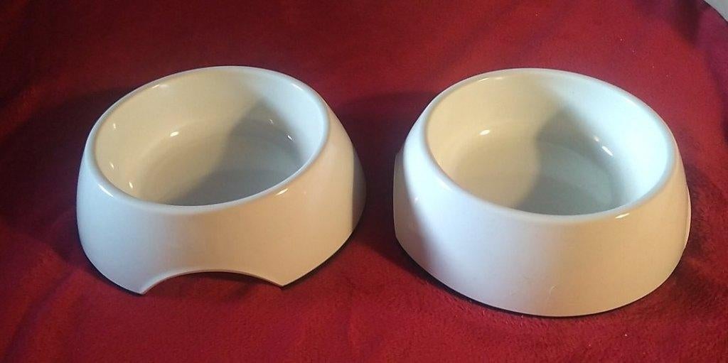 witte eetbakjes voor kat. Set van 2 stuks, Ophalen of Verzenden