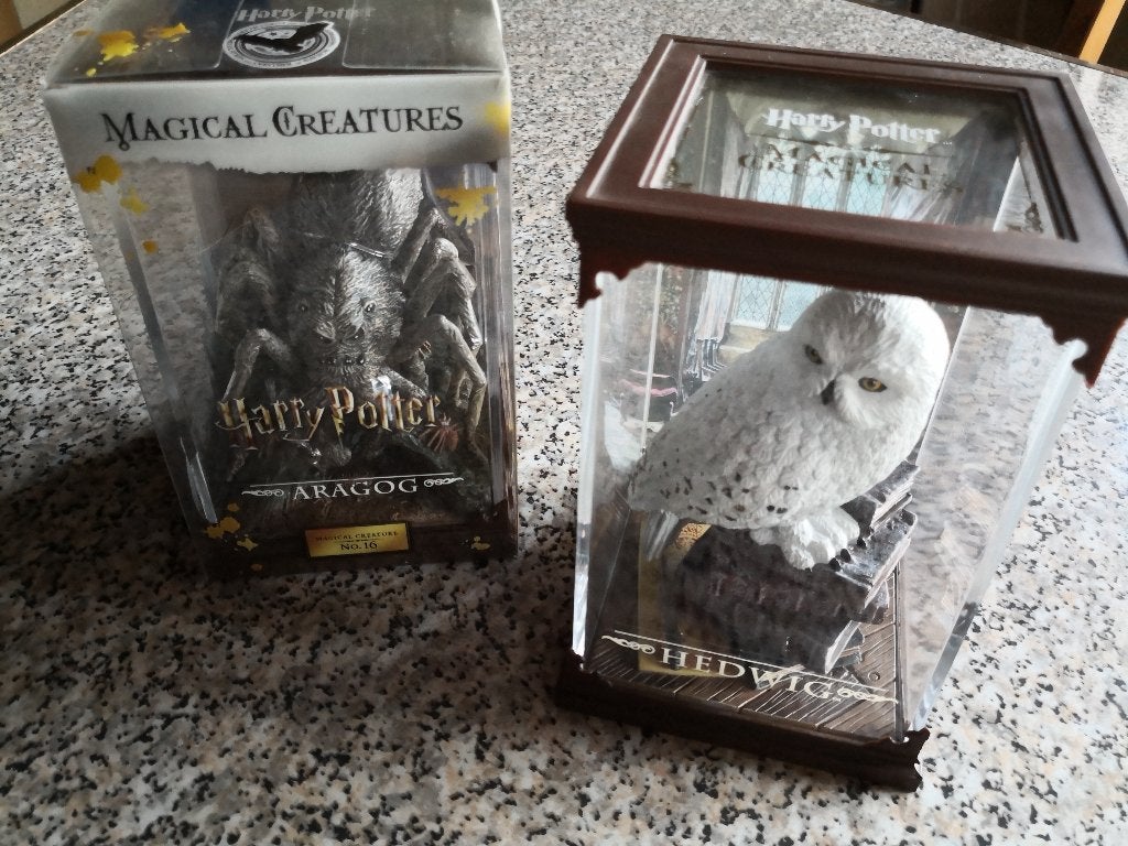 Harry Potter noble collection - magical creatures nr 1 en 16, Ophalen