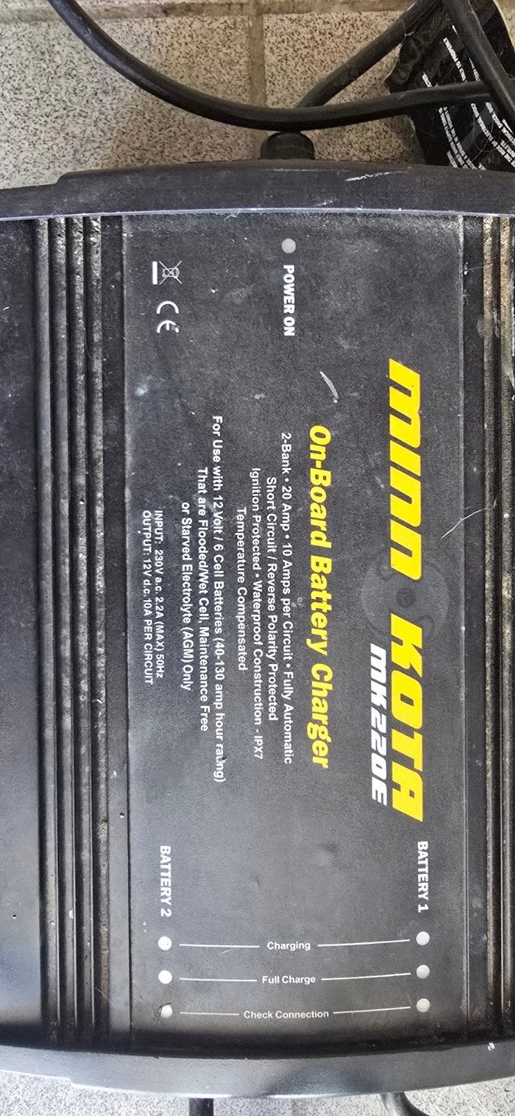 chargeur minn kota mk220E, Gebruikt