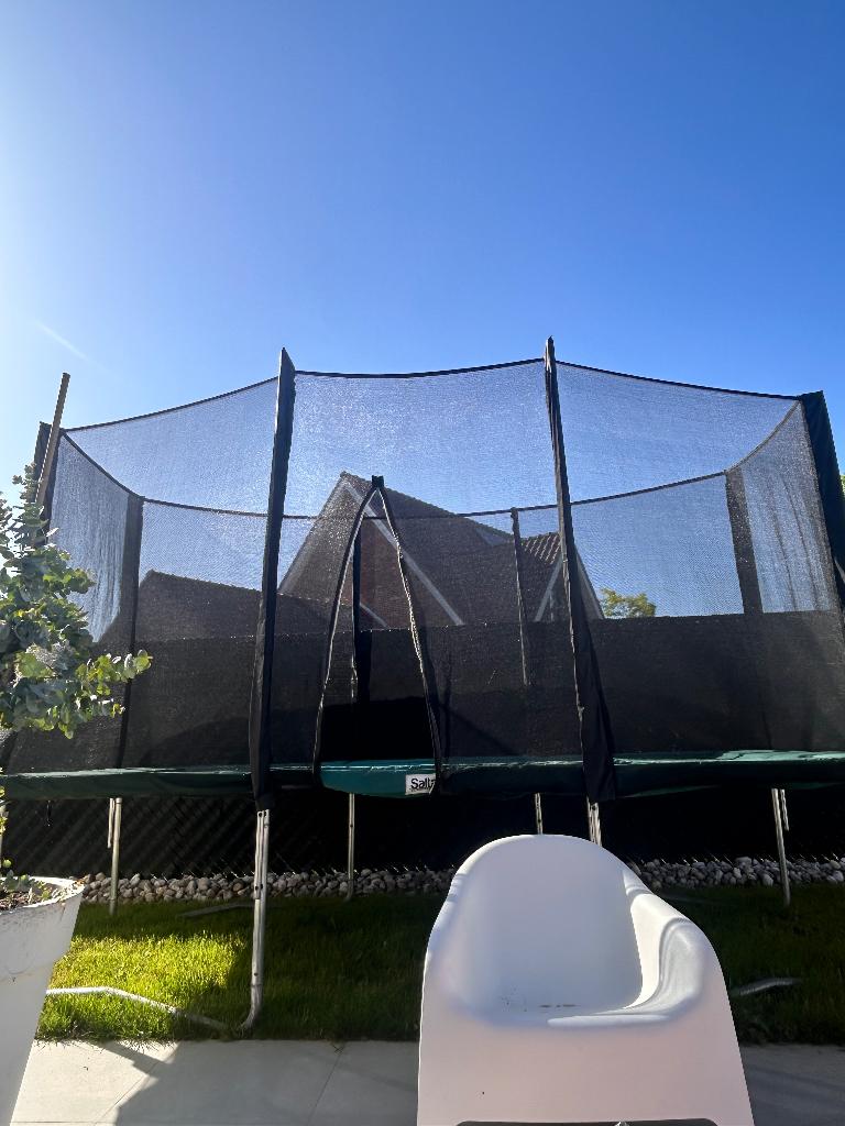 Rechthoekige grote Trampoline Salta, Kinderen en Baby's, Speelgoed | Buiten | Trampolines, Zo goed als nieuw, Ophalen
