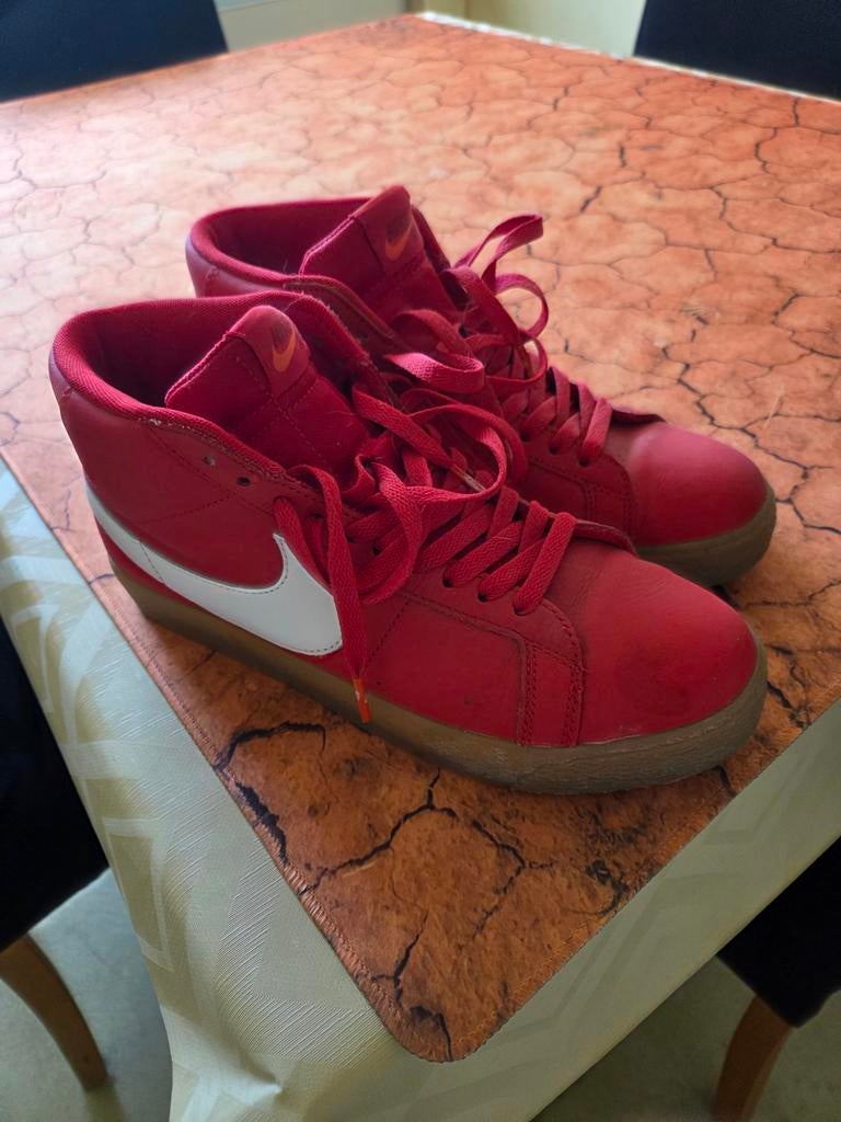Nike sb blazer, Enlèvement