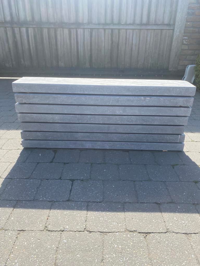 Arduinen dorpels, Enlèvement, Comme neuf